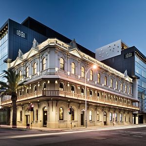 The Melbourne Hotel